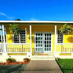 La Casita Amarilla Holiday home Boqueron